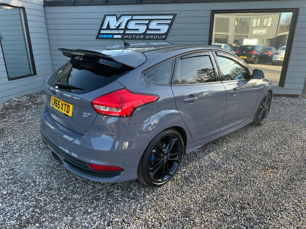 Used Ford Focus 2015 for sale - 77734117: Photo 5