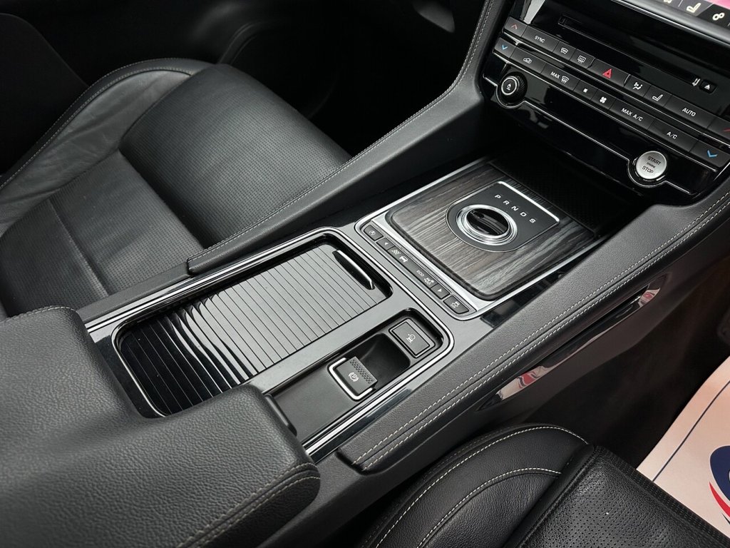 Used Jaguar F-Pace 2017 for sale - 77407758: Photo 26