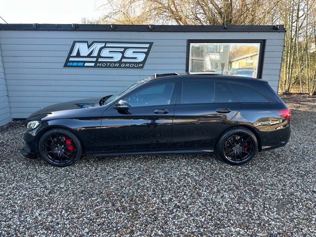 Used Mercedes-Benz C Class 2016 for sale - 77572229: Photo 2