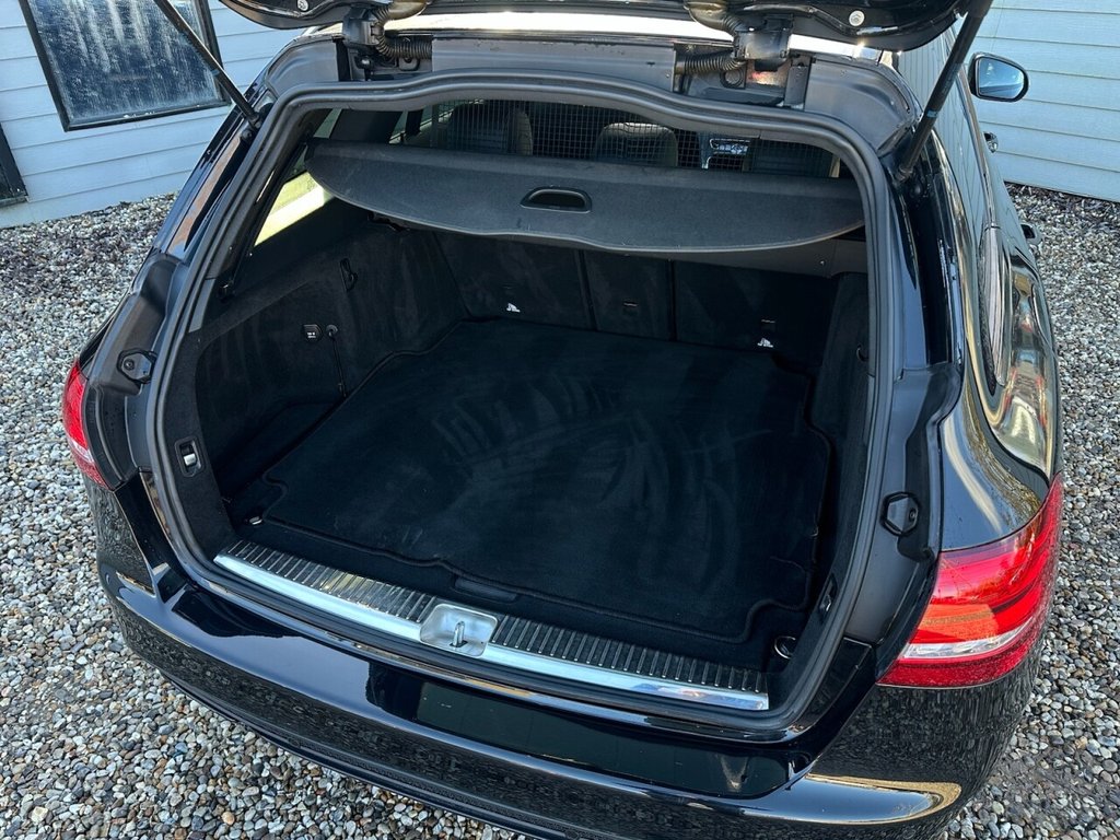 Used Mercedes-Benz C Class 2016 for sale - 77572229: Photo 21