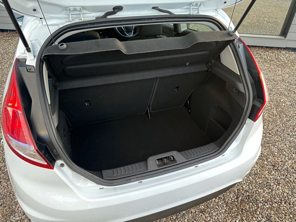 Used Ford Fiesta 2015 for sale - 77835599: Photo 16