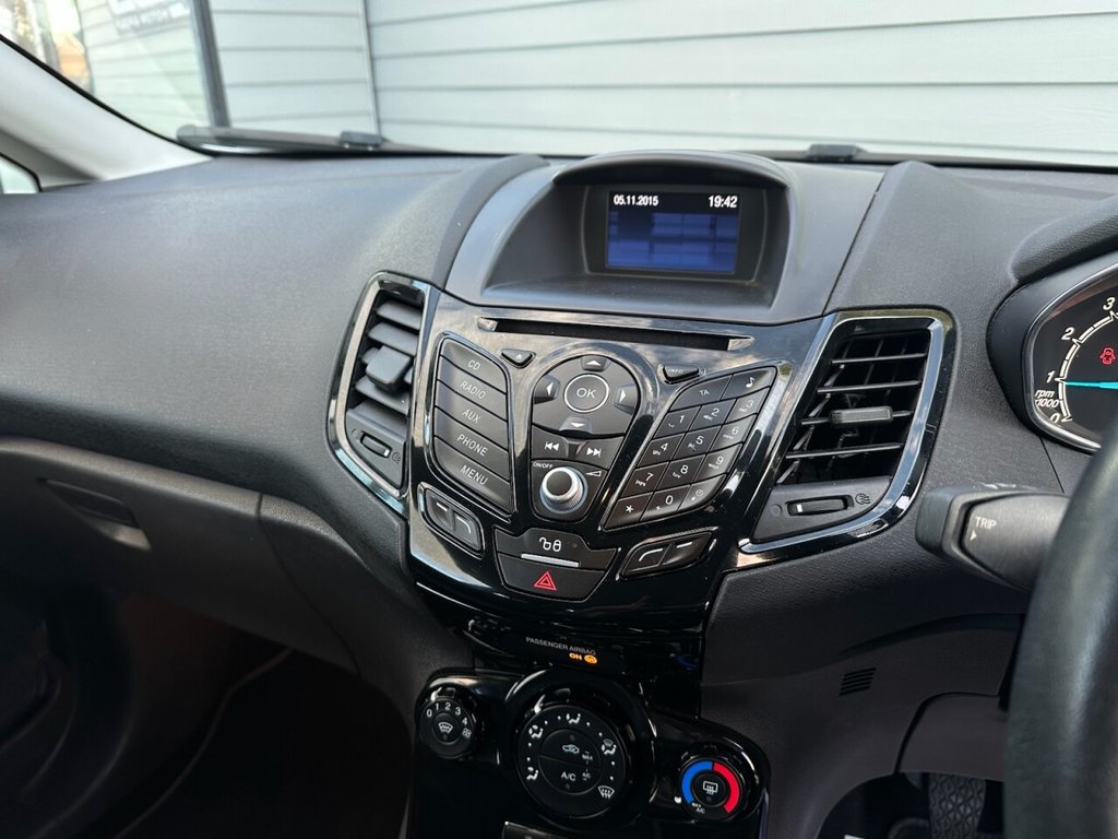 Used Ford Fiesta 2015 for sale - 77835599: Photo 21
