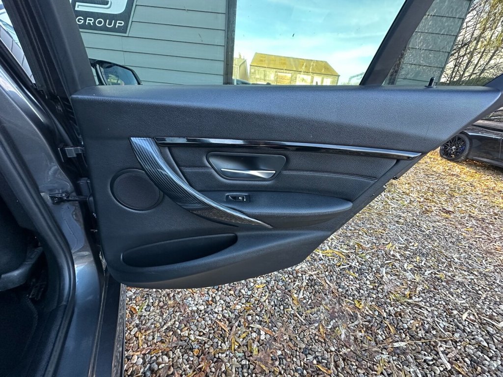 Used BMW 3 Series 2016 for sale - 76910081: Photo 17