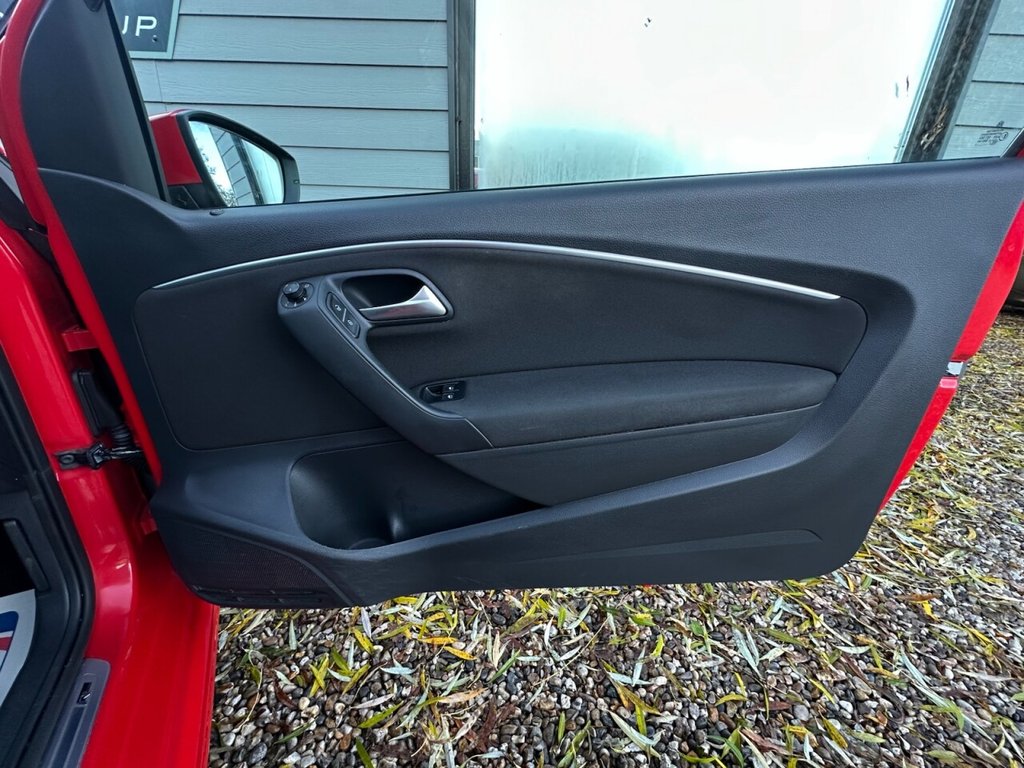 Used Volkswagen Polo 2017 for sale - 76784270: Photo 11