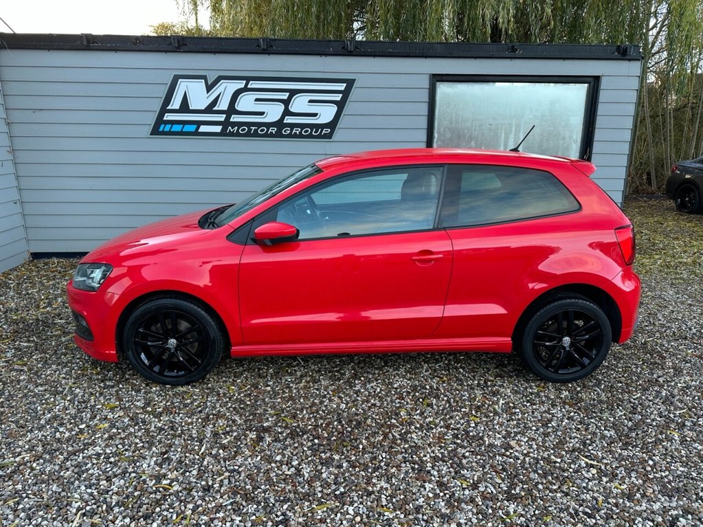 Used Volkswagen Polo 2017 for sale - 76784270: Photo 2