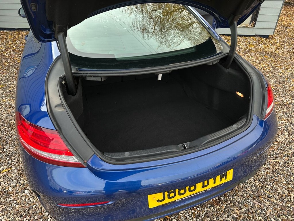 Used Mercedes-Benz C Class 2015 for sale - 76973244: Photo 19