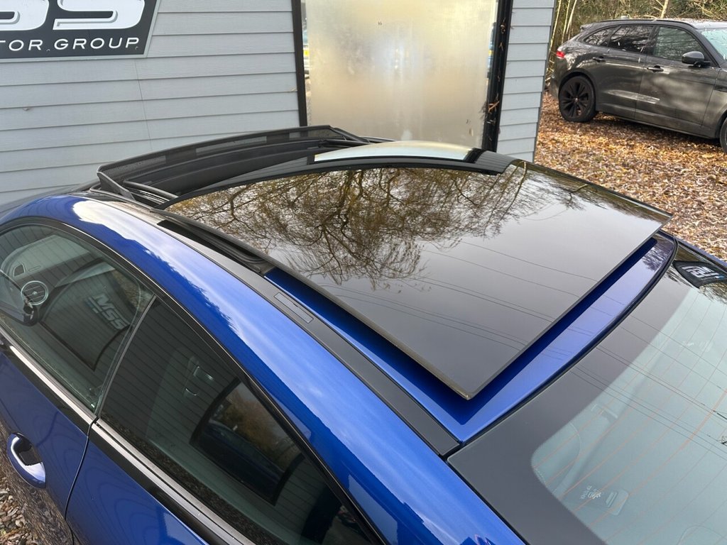 Used Mercedes-Benz C Class 2015 for sale - 76973244: Photo 4