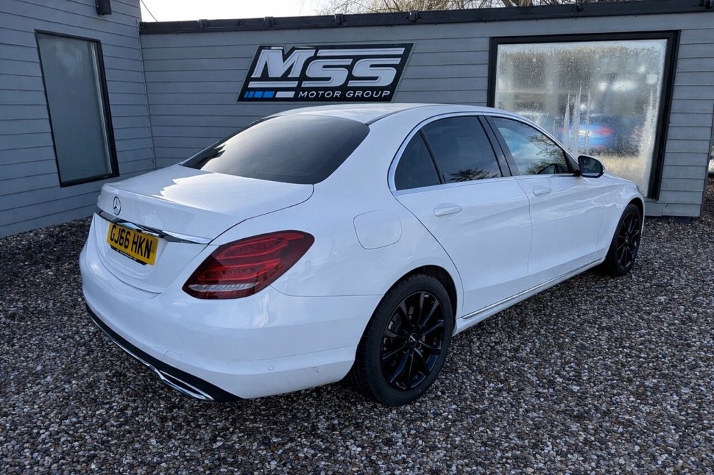 Used Mercedes-Benz C Class 2016 for sale - 77394317: Photo 5