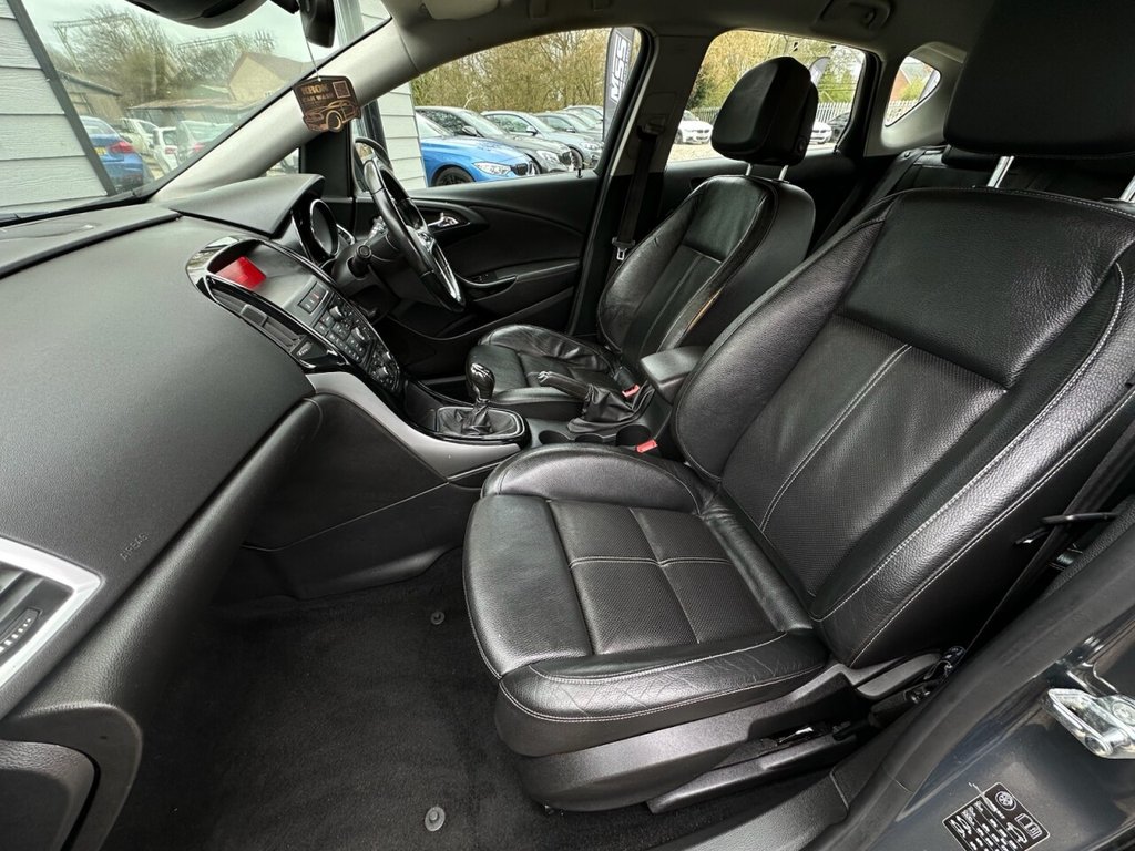 Used Vauxhall Astra 2015 for sale - 77850339: Photo 15