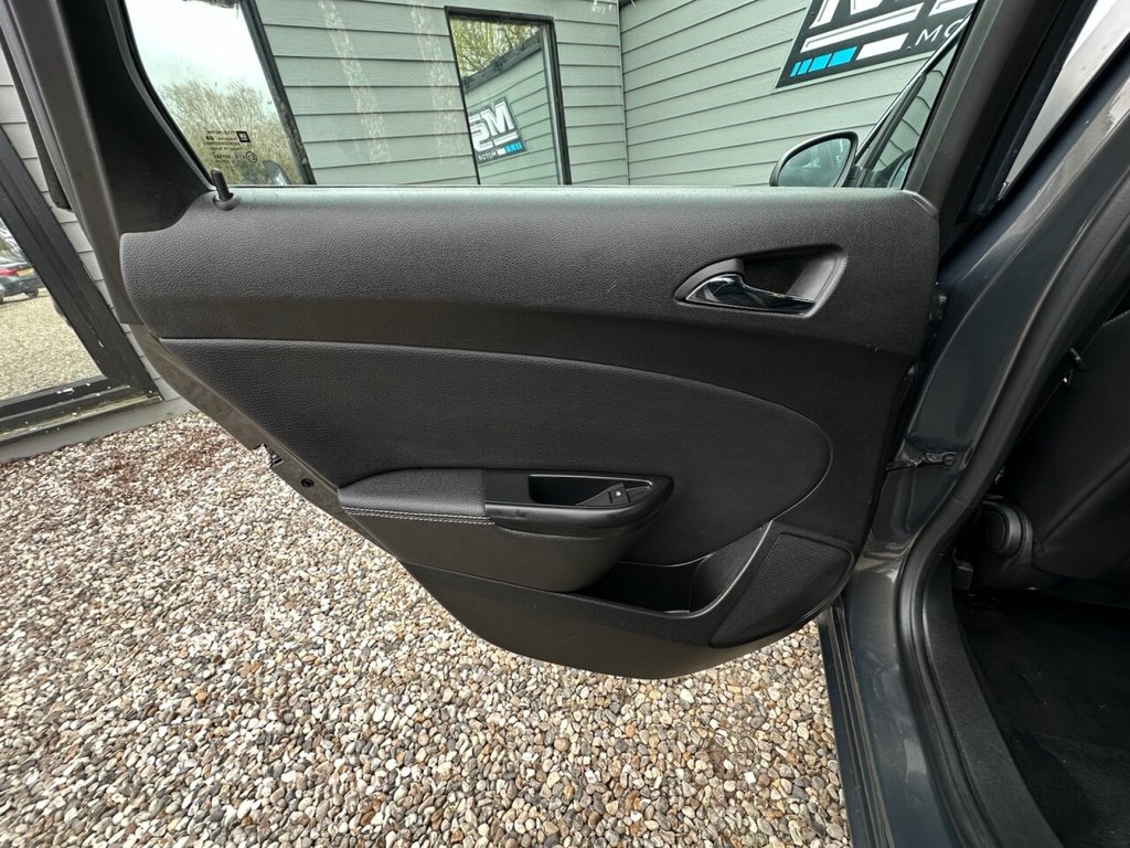 Used Vauxhall Astra 2015 for sale - 77850339: Photo 18