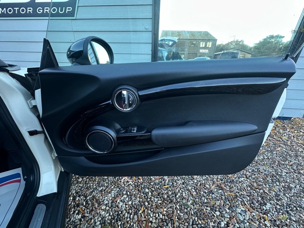 Used MINI Hatch 2016 for sale - 76570367: Photo 11