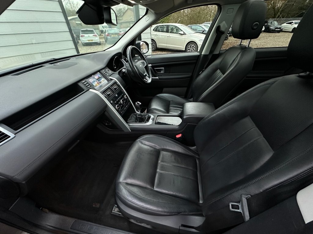 Used Land Rover Discovery Sport 2016 for sale - 77368999: Photo 12