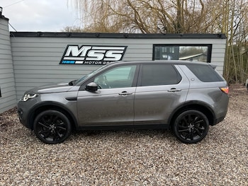 Used Land Rover Discovery Sport 2016 for sale - 77368999: Photo