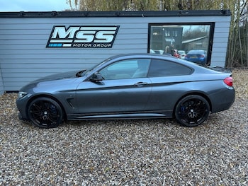 Used BMW 4 Series 2018 for sale - 76910503: Photo