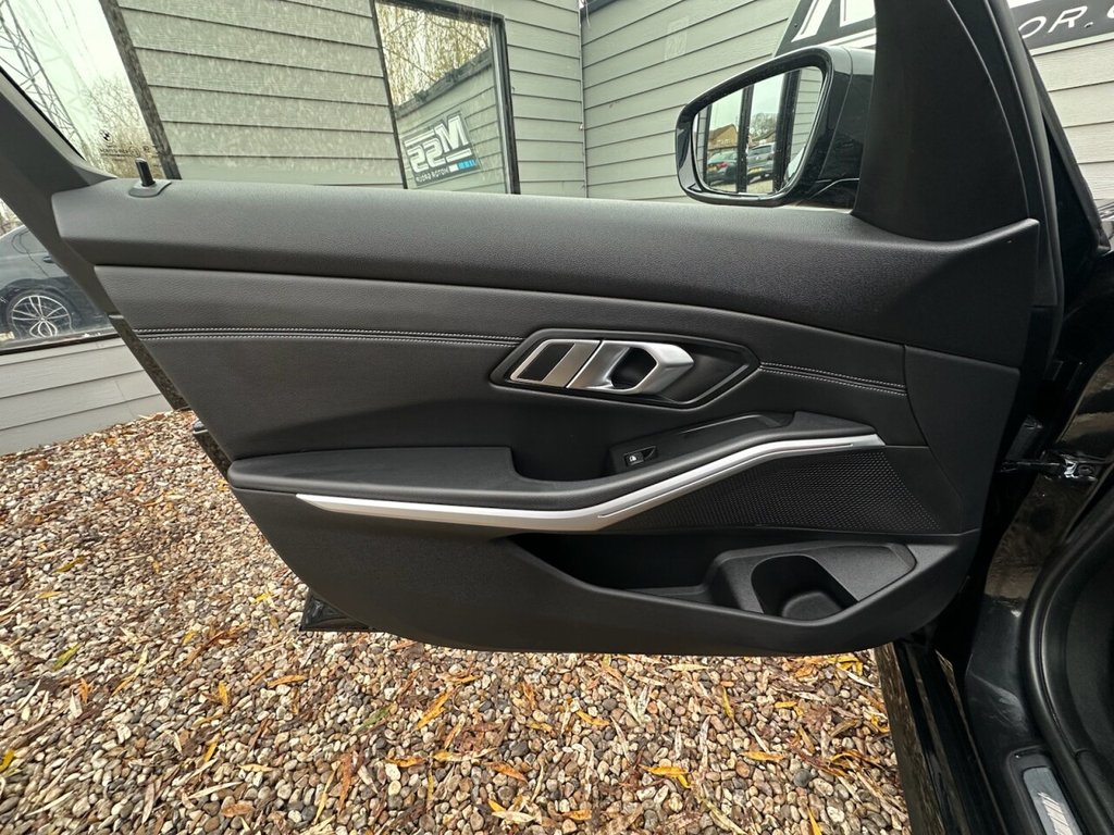 Used BMW 3 Series 2019 for sale - 76973744: Photo 14