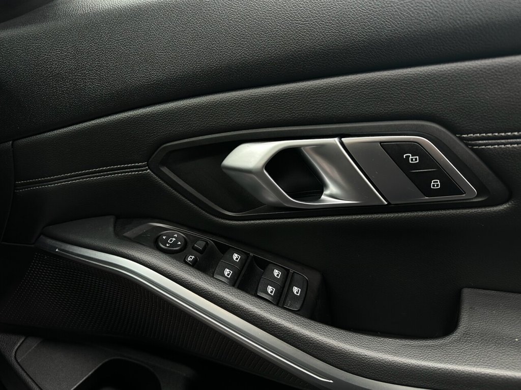 Used BMW 3 Series 2019 for sale - 76973744: Photo 24