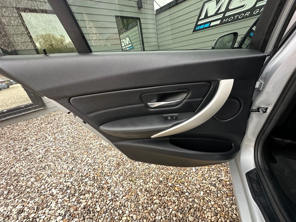 Used BMW 3 Series 2015 for sale - 76430356: Photo 16