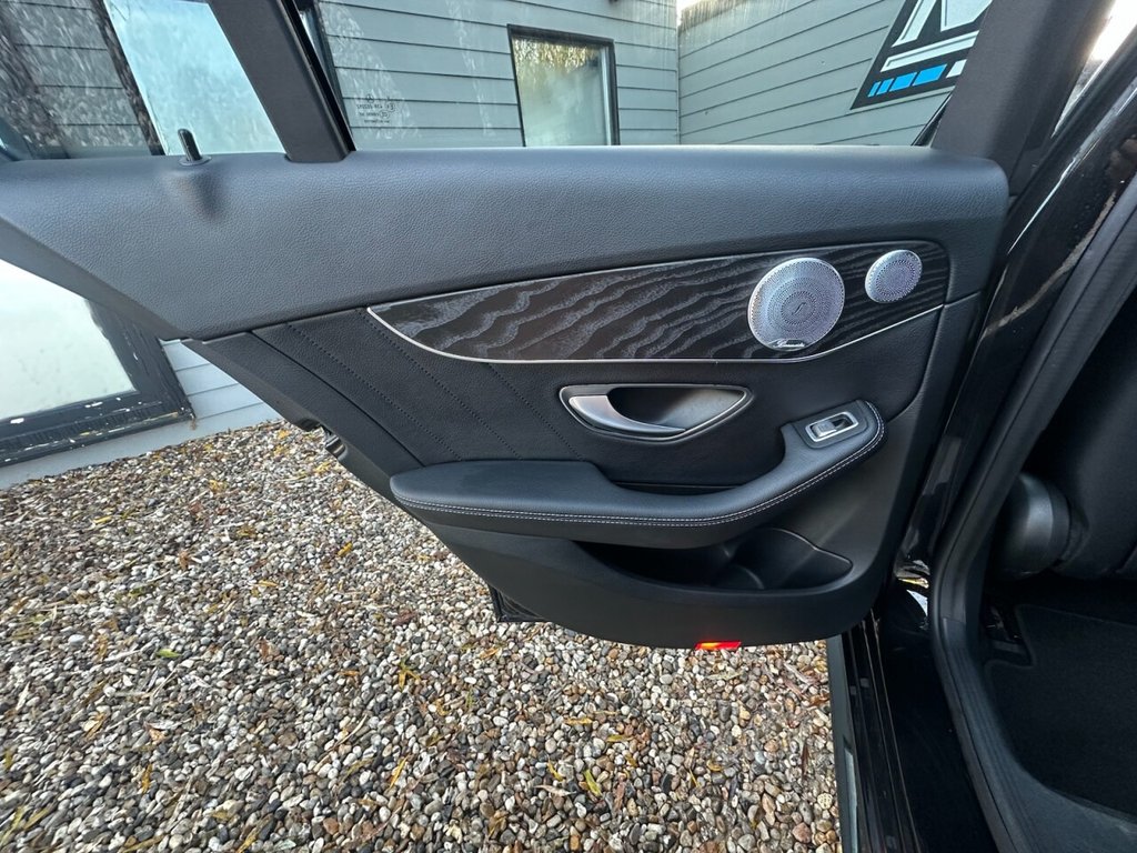 Used Mercedes-Benz C Class 2017 for sale - 76910544: Photo 17