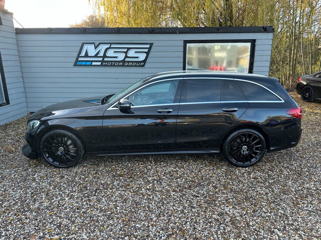 Used Mercedes-Benz C Class 2017 for sale - 76910544: Photo 2