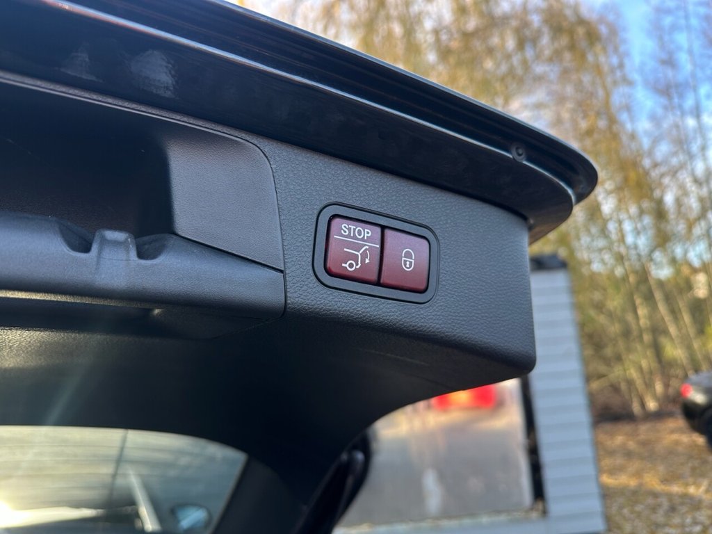 Used Mercedes-Benz C Class 2017 for sale - 76910544: Photo 21