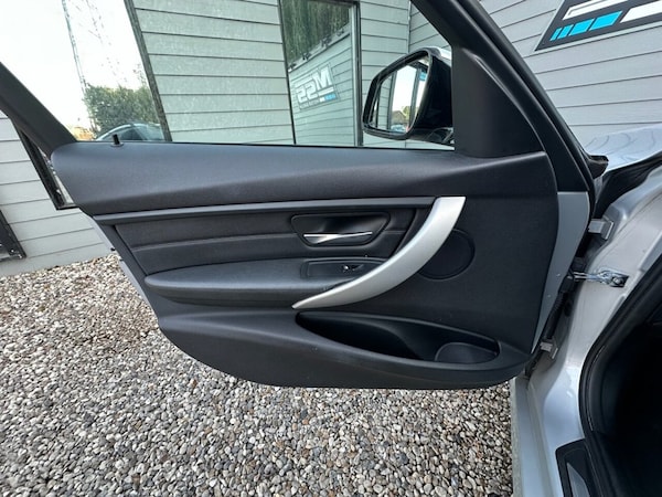 Used BMW 3 Series 2015 for sale - 76092472: Photo 13