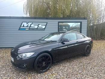 2016 (66) - 420i Sport 2dr [Business Media]