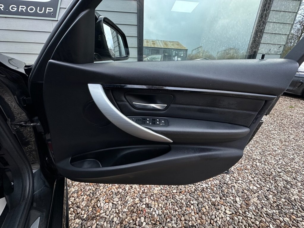 Used BMW 3 Series 2016 for sale - 77534604: Photo 12