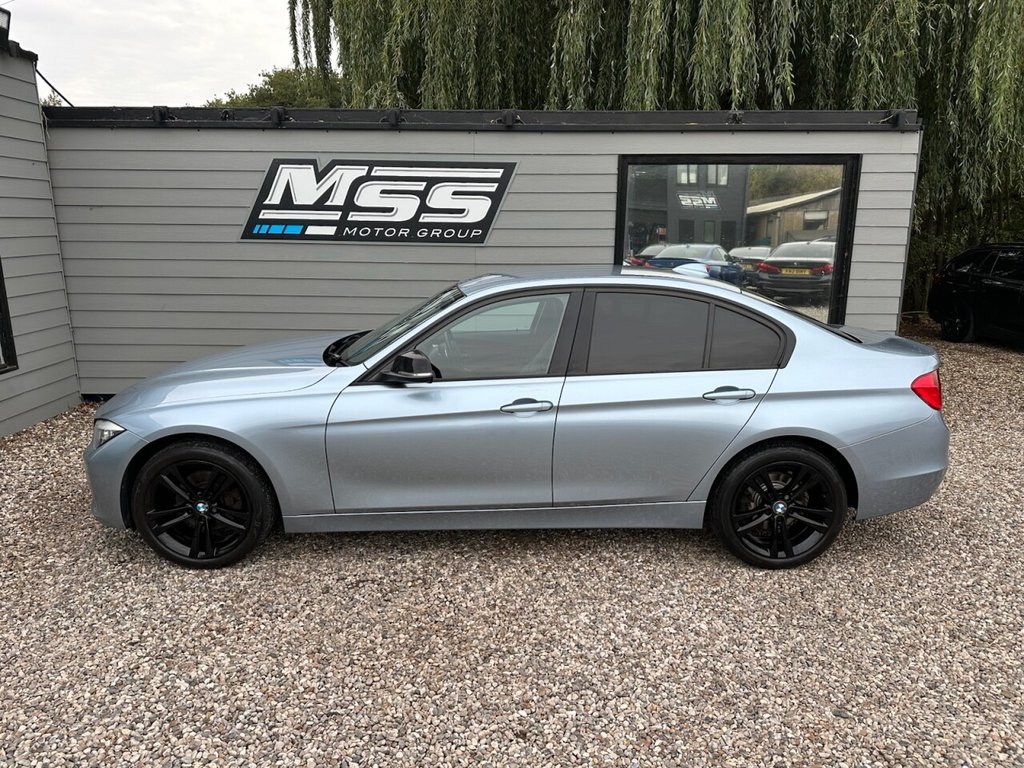 Used BMW 3 Series 2014 for sale - 76434396: Photo 2