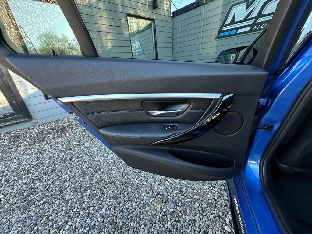 Used BMW 3 Series 2018 for sale - 77976240: Photo 18