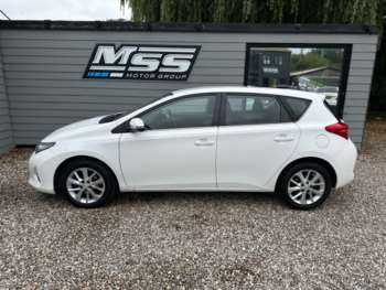 Used Toyota Auris 2014 for sale - 75122344: Photo