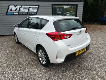 Used Toyota Auris 2014 for sale - 75122344: Photo