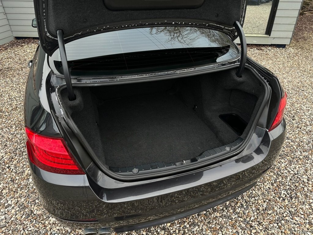 Used BMW 5 Series 2011 for sale - 77534342: Photo 17