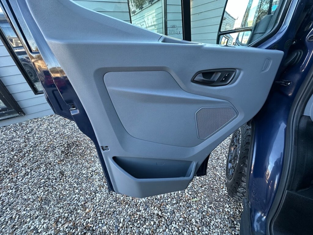 Used Ford Transit 2017 for sale - 76642137: Photo 14