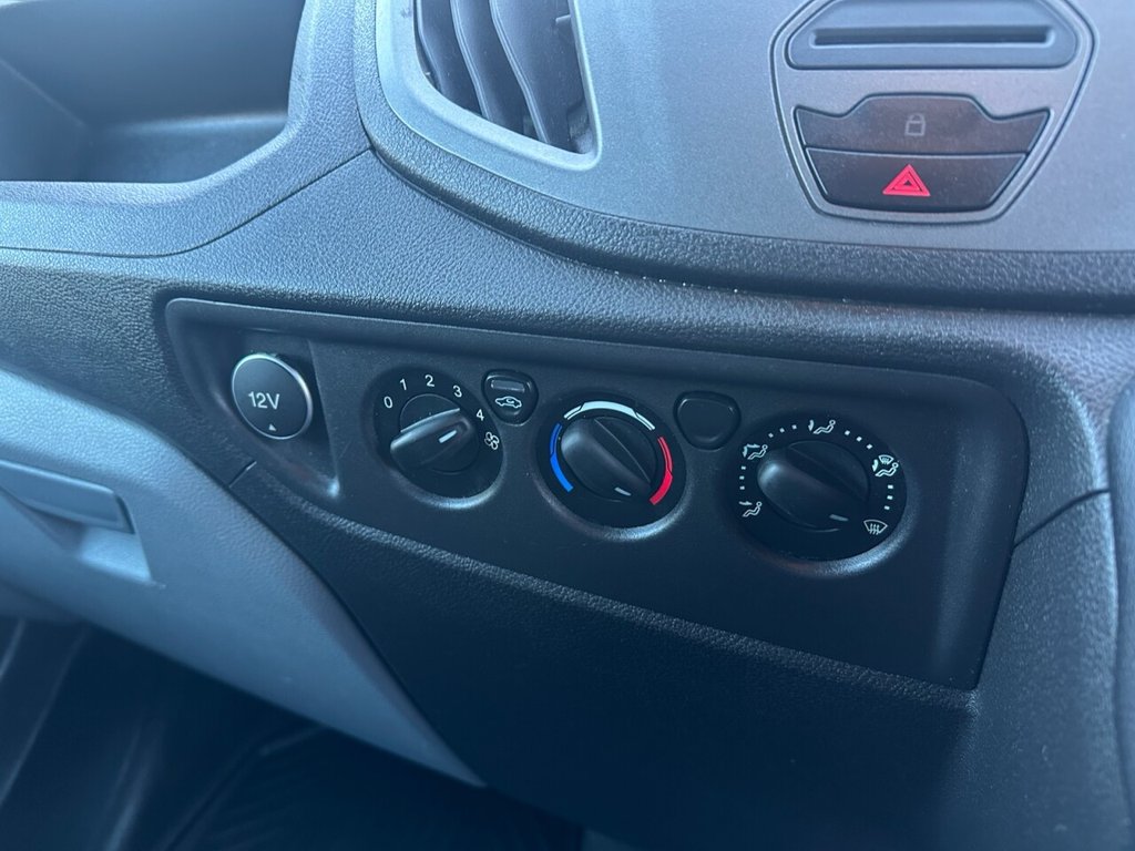 Used Ford Transit 2017 for sale - 76642137: Photo 22