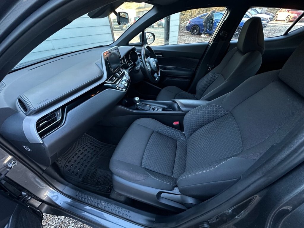 Used Toyota C-HR 2020 for sale - 77096710: Photo 12