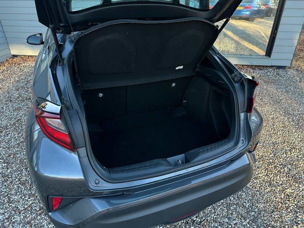 Used Toyota C-HR 2020 for sale - 77096710: Photo 19