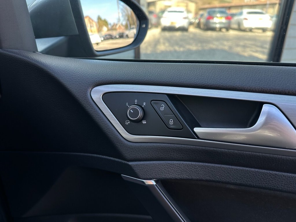 Used Volkswagen Golf 2014 for sale - 77734234: Photo 23