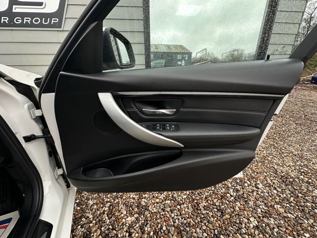 Used BMW 3 Series 2018 for sale - 77288438: Photo 11