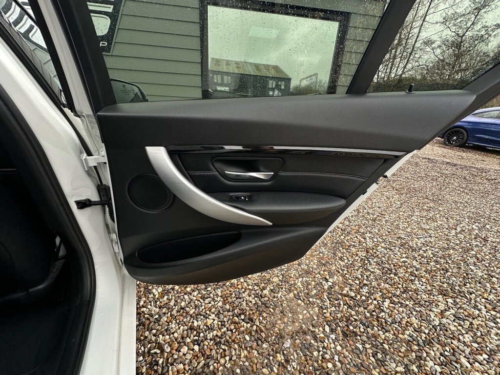 Used BMW 3 Series 2018 for sale - 77288438: Photo 19