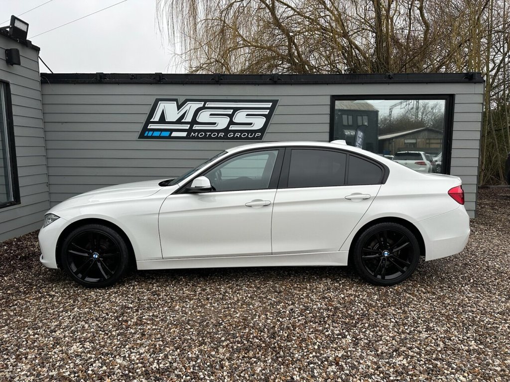 Used BMW 3 Series 2018 for sale - 77288438: Photo 2