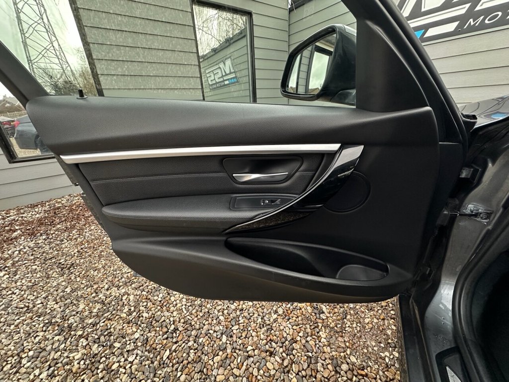 Used BMW 3 Series 2018 for sale - 77643079: Photo 13