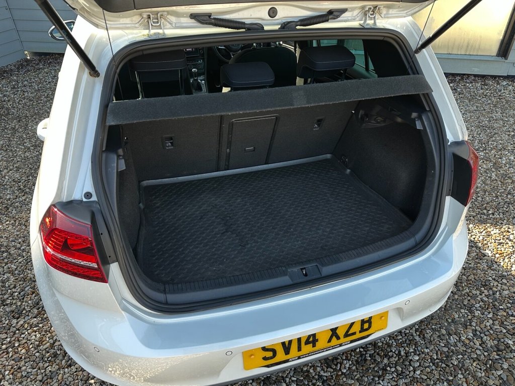 Used Volkswagen Golf 2014 for sale - 77765507: Photo 17