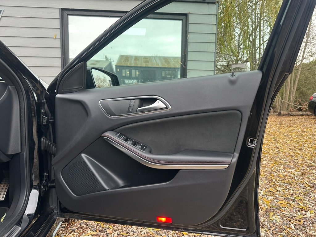 Used Mercedes-Benz A-Class 2016 for sale - 76883779: Photo 6