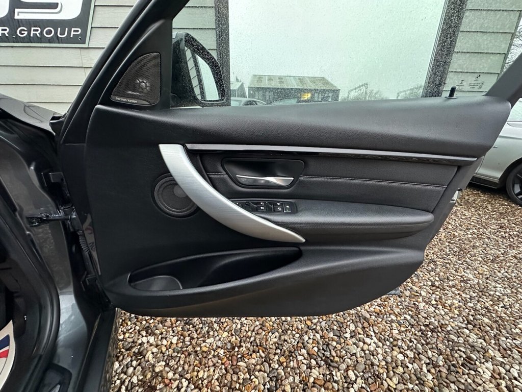 Used BMW 3 Series 2015 for sale - 77421850: Photo 11