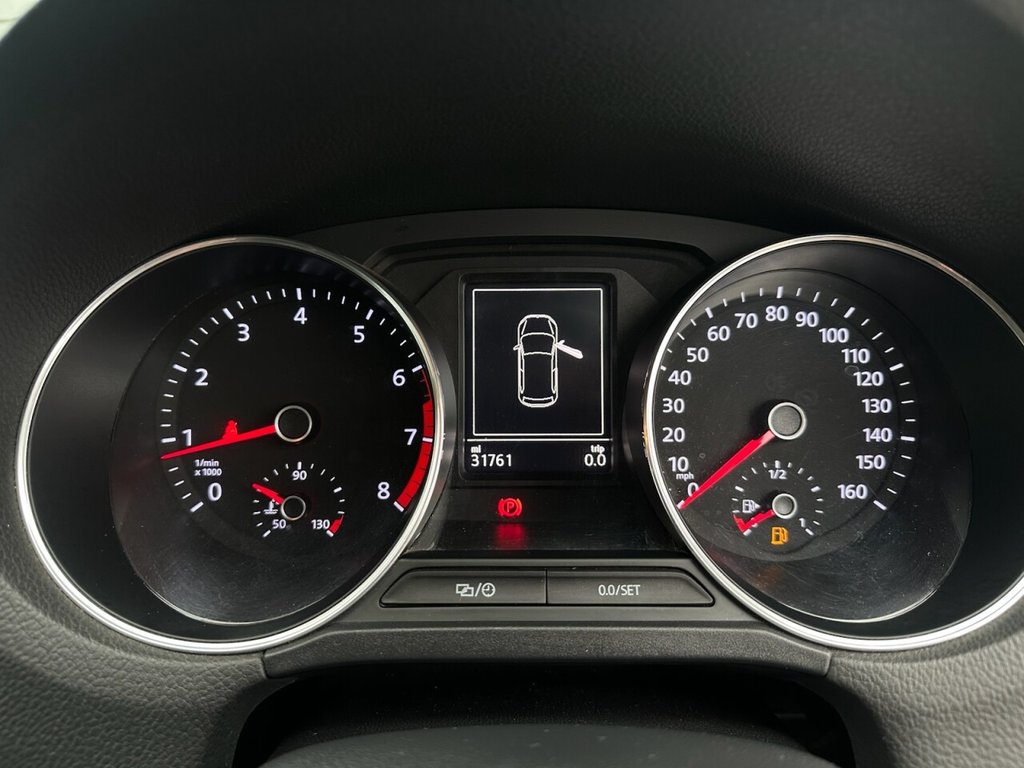 Used Volkswagen Polo 2015 for sale - 76883626: Photo 15