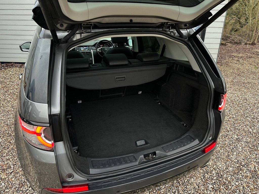 Used Land Rover Discovery Sport 2016 for sale - 77302409: Photo 17