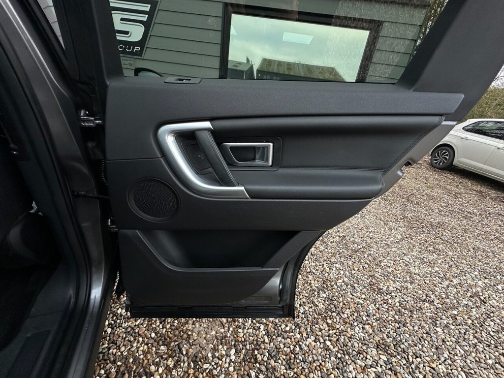 Used Land Rover Discovery Sport 2016 for sale - 77302409: Photo 19