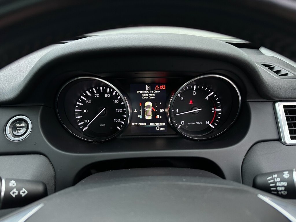 Used Land Rover Discovery Sport 2016 for sale - 77302409: Photo 23