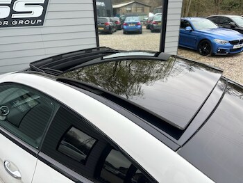 Used Mercedes-Benz C Class 2016 for sale - 77880290: Photo