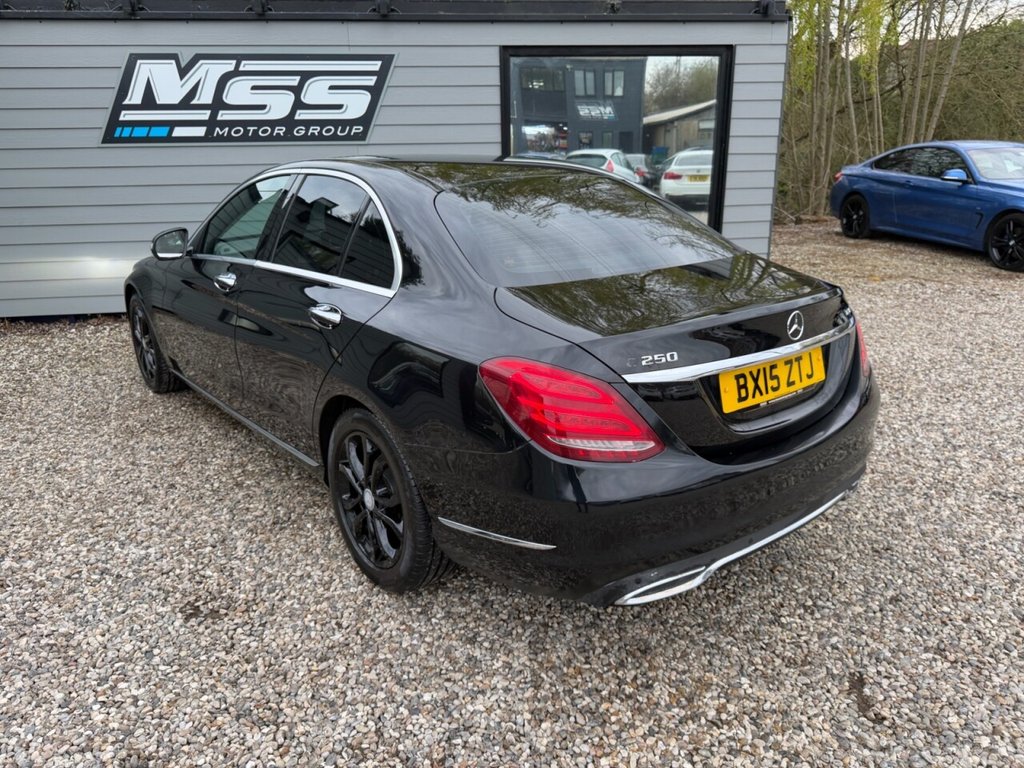 Used Mercedes-Benz C Class 2015 for sale - 78088335: Photo 3